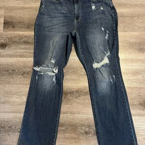 Judy Blue Mid Rise Bootcut distressed Jeans
